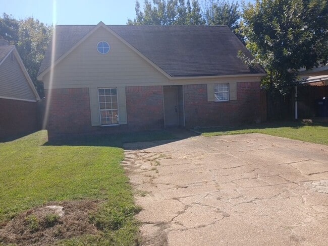 Renovated 4 Bedroom 2 Bath Home for Rent! - Renovated 4 Bedroom 2 Bath Home for Rent!