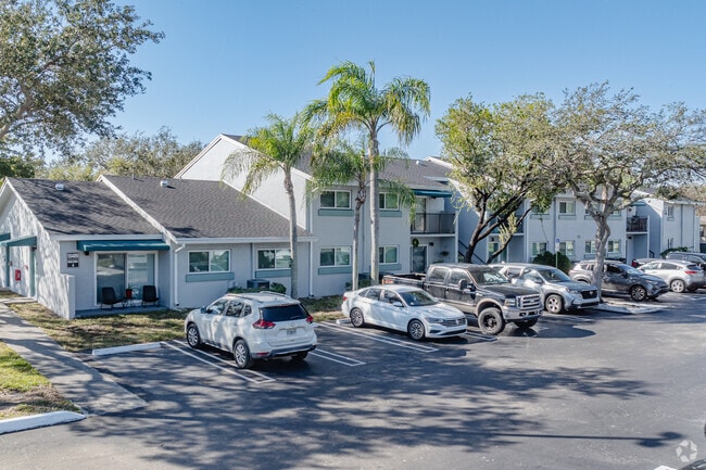 Building Photo - Cutler Vista