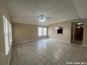 Foto del edificio - 7703 Chatsworth