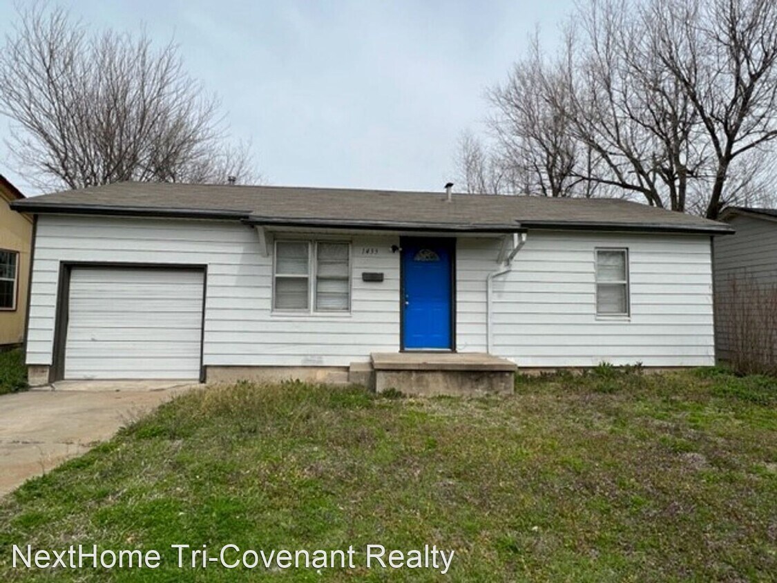 3 br, 1 bath House 1433 NW Hoover House Rental in Lawton, OK