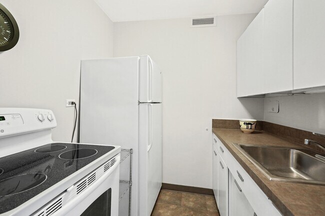 Foto del edificio - 330 W Diversey Pkwy