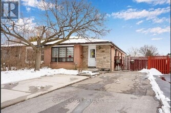 Building Photo - 46 Flamingo Crescent