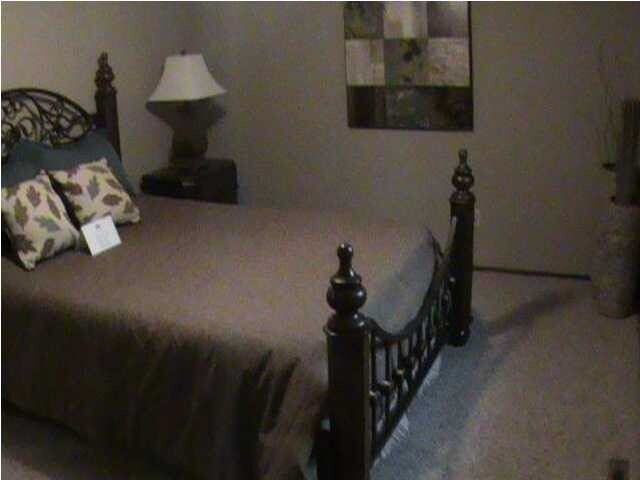 Building Photo - Open House!  For Rent in Newton!  3 bed/2B...