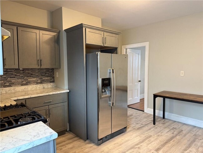 Foto del edificio - 125 Calverley St