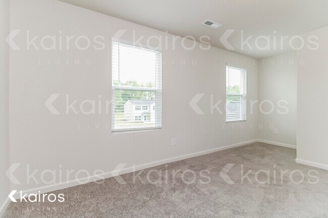 Foto del edificio - 4015 Linwood Smith Ct.