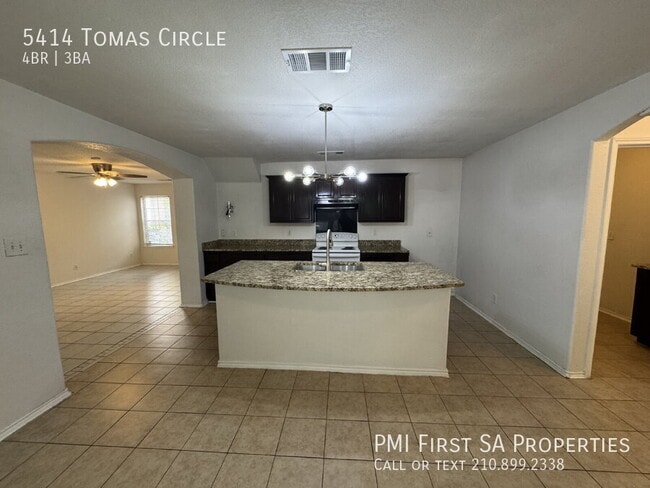 Building Photo - 5414 Tomas Cir.