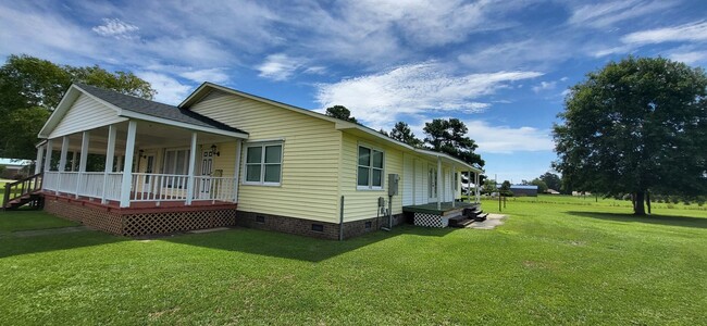 Foto del edificio - 3-Bedroom, 2-Bath House