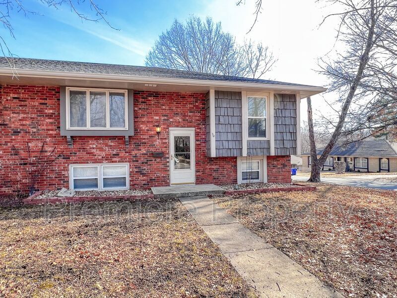 7161 Crisp Ave Raytown, MO 64133 Alquileres en Raytown, MO