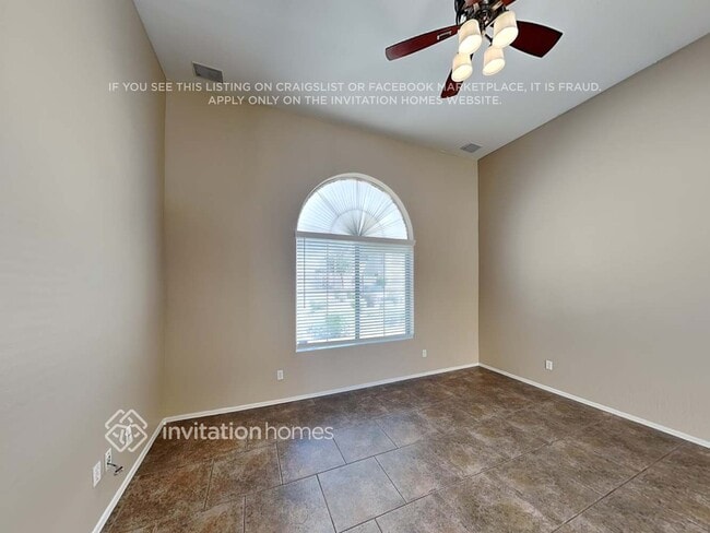 Building Photo - 8329 W Lewis Ave