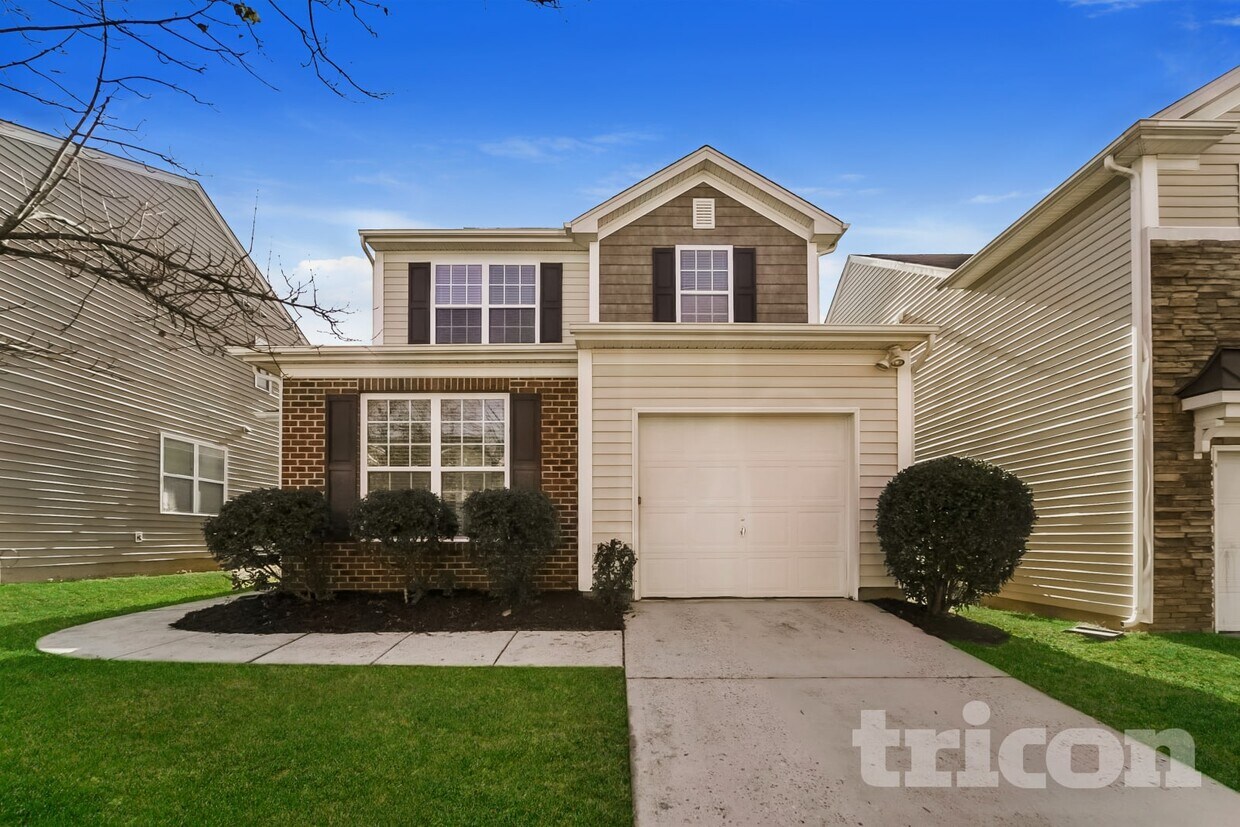 Foto principal - 825 Old Forester Ln