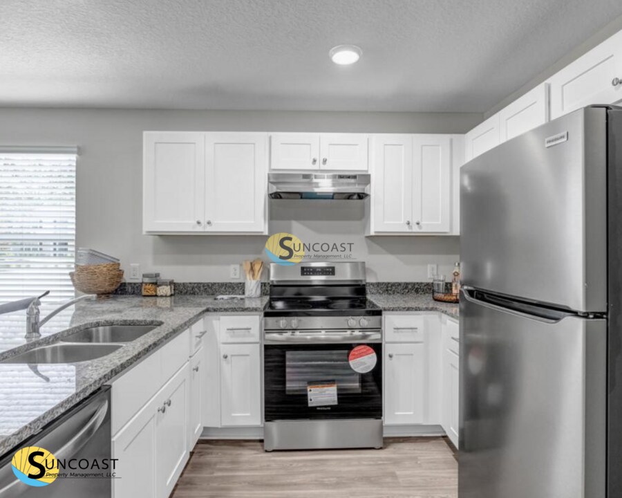 Foto principal - 11462 Oakfield Ct