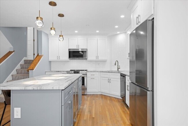 Foto del edificio - 67 N Quinsigamond Ave