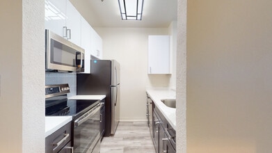 Interior Photo - 2000 Post