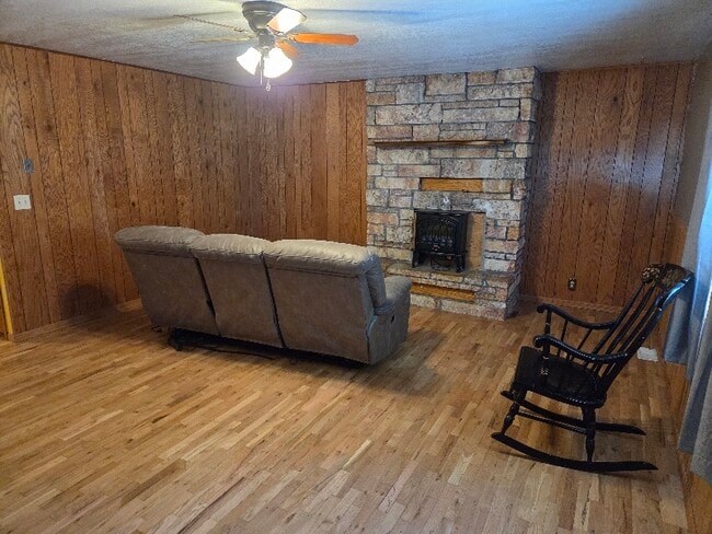 Foto del edificio - 6071 Jackrabbit Ln