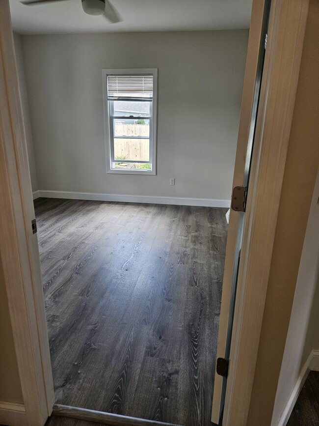 Building Photo - 15 Warsaw Ave