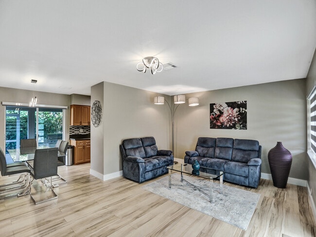 Foto del edificio - 491 SE 23rd Ave