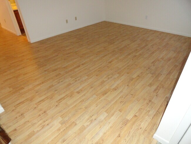 Building Photo - 3291 S Good Hope Cir