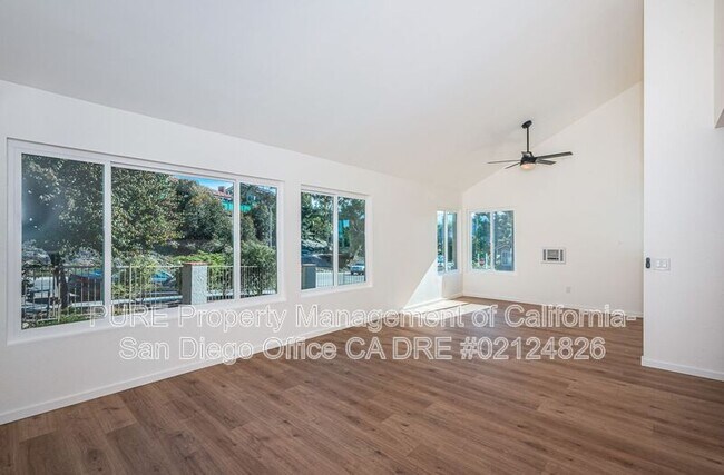 Foto del edificio - 930 Via Mil Cumbres Via