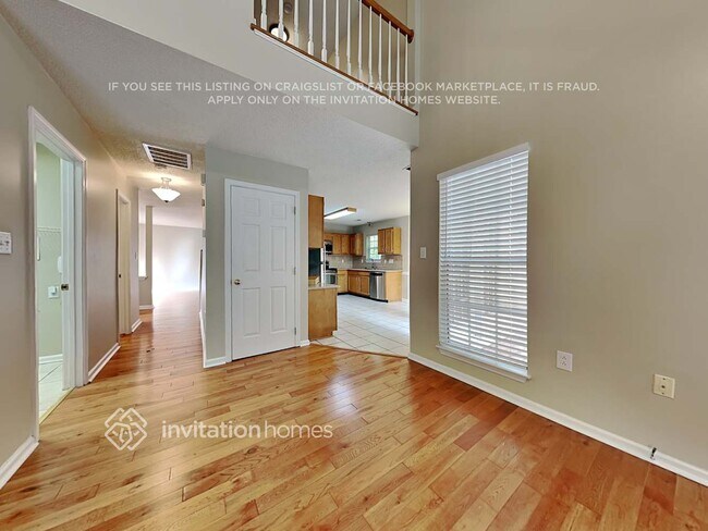Foto del edificio - 10419 Worsley Ln