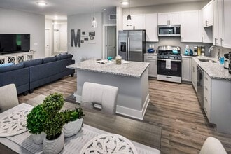 Interior Photo - The Residences at Crosstree