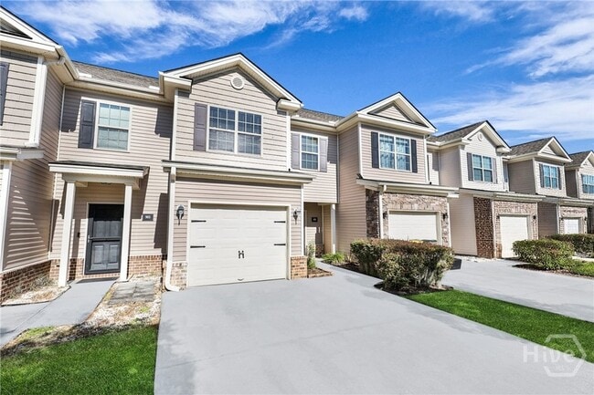 Building Photo - 975 Canyon Oak Loop
