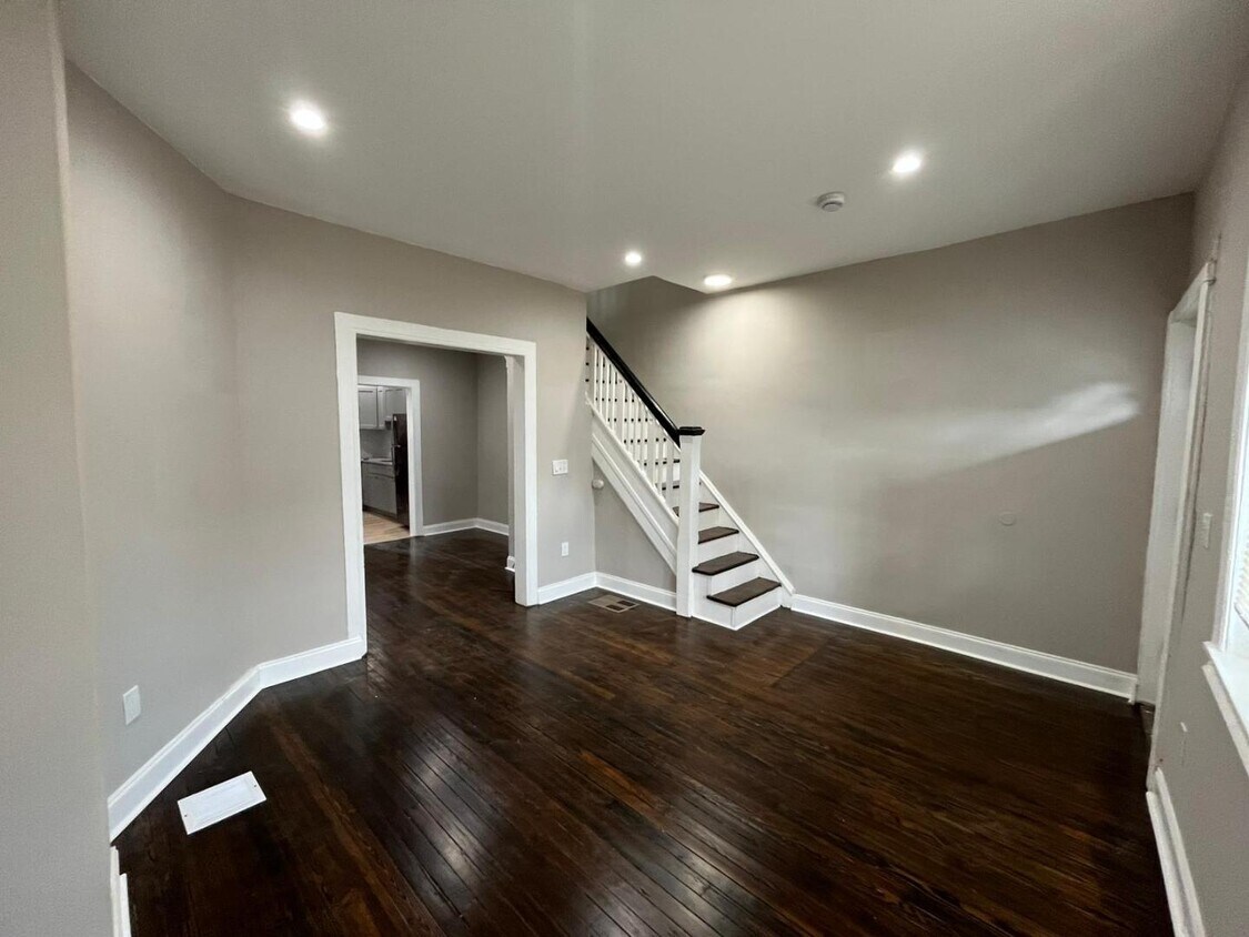 Foto principal - 2314 S 66th St