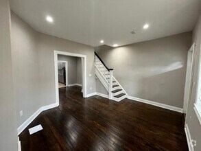 Building Photo - 2314 S 66th St