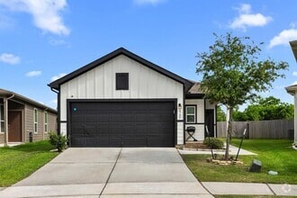 Building Photo - 4727 Prairie Chase Dr