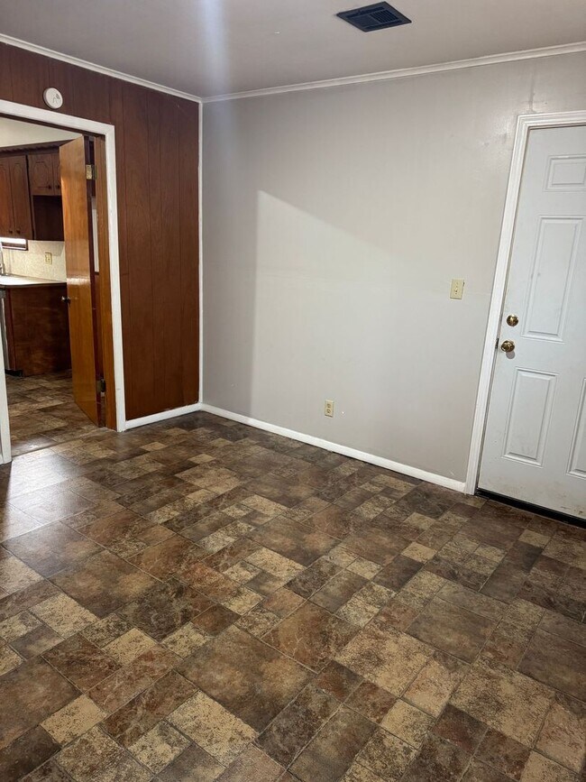 Foto del edificio - 213 NE Fenway Ave