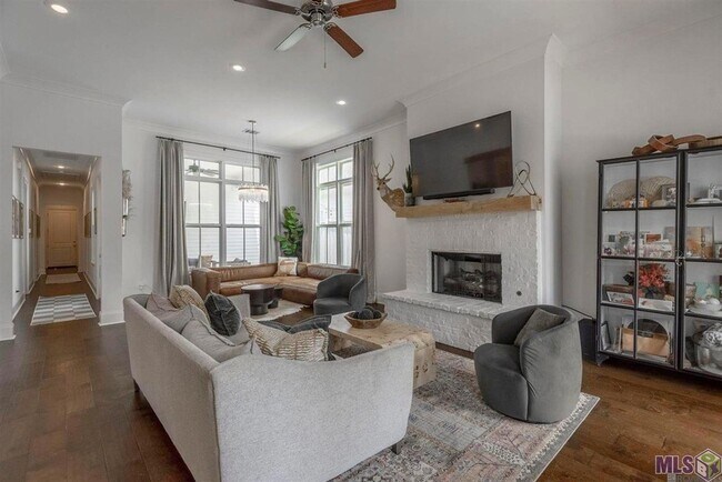 Foto del edificio - 5139 Cheneau Ln