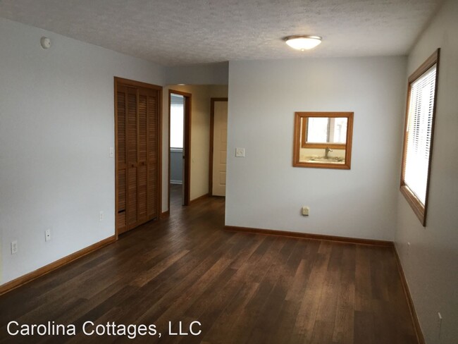 Building Photo - 2 br, 2 bath House - 581 Courtwood Lane Un...