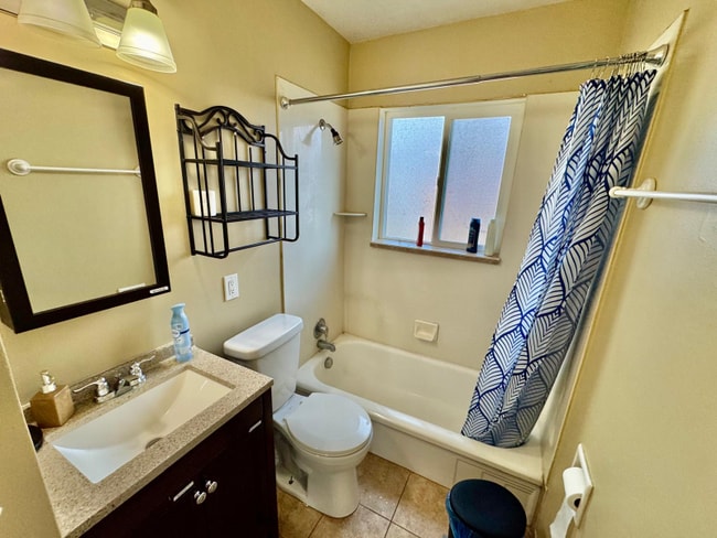 Photo - 2577 S 700 E Apartment