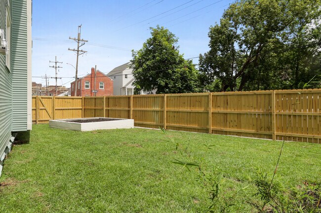 Foto del edificio - 2700-02 Soniat St