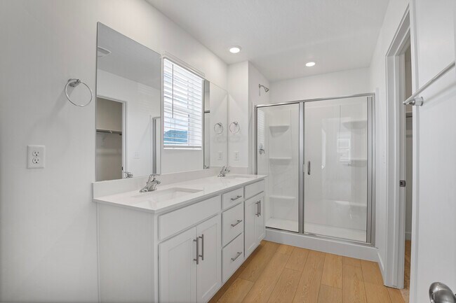 Building Photo - 2389 Wildwood Ln