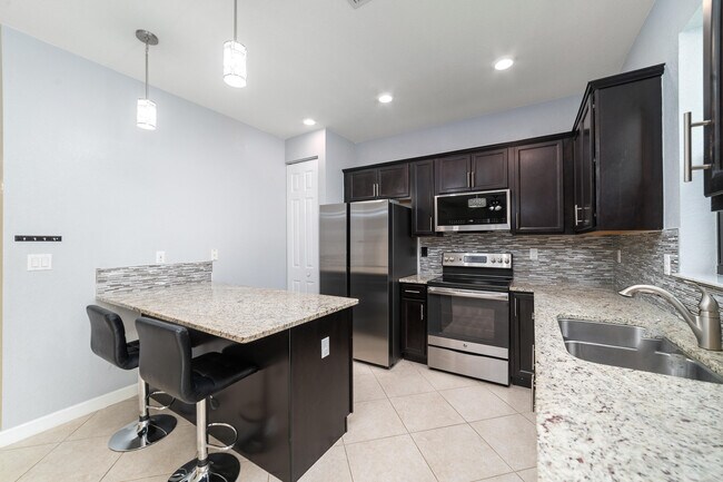 Building Photo - 6001 Night Heron Ct
