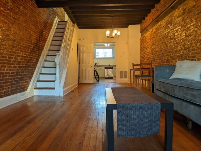 Building Photo - 34 N Linwood Ave