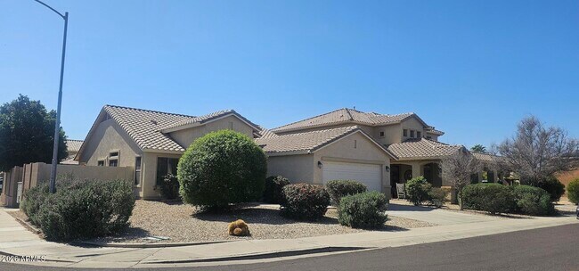 Building Photo - 15317 W Tasha Dr