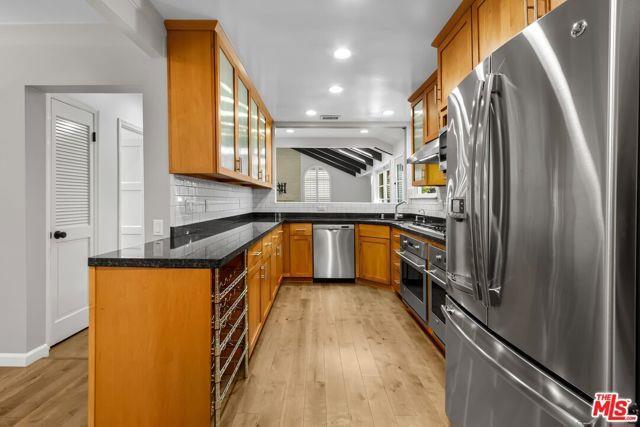 Foto del edificio - 4431 Vinton Ave