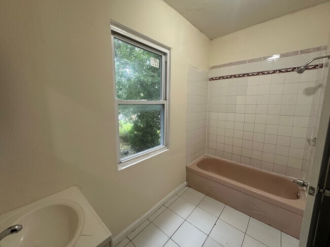 Foto del edificio - 3415 N Bouvier St