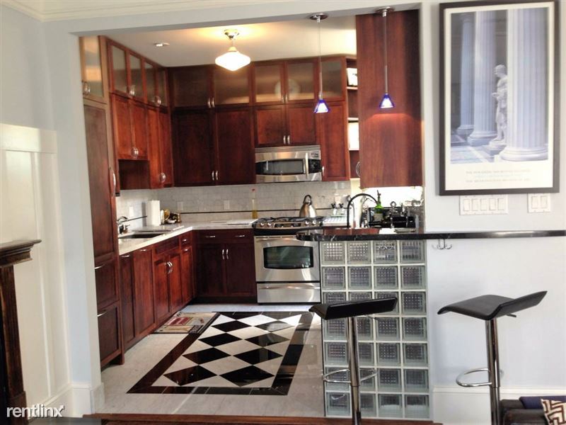 Primary Photo - 2550 Polk St