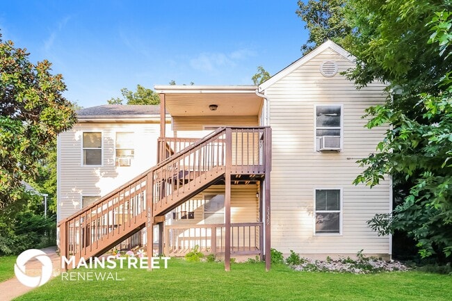 Building Photo - 1339 S 28th St