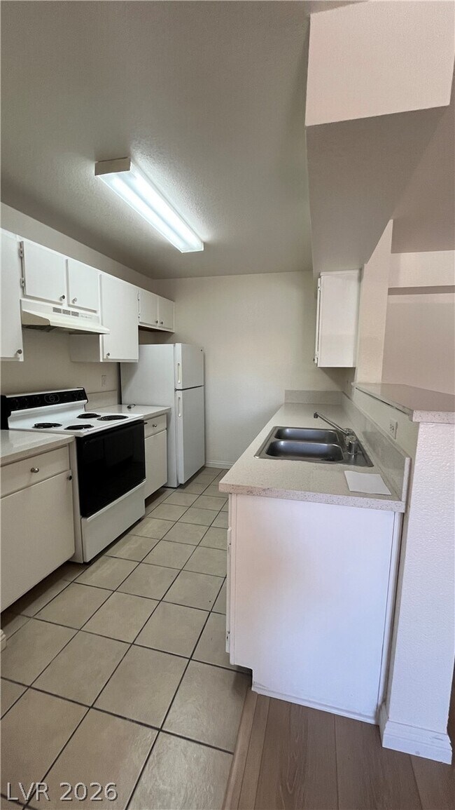 Foto del edificio - 8101 W Flamingo Rd