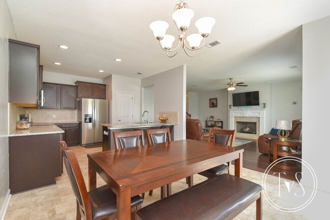 Foto del edificio - 1095 Marne Blvd