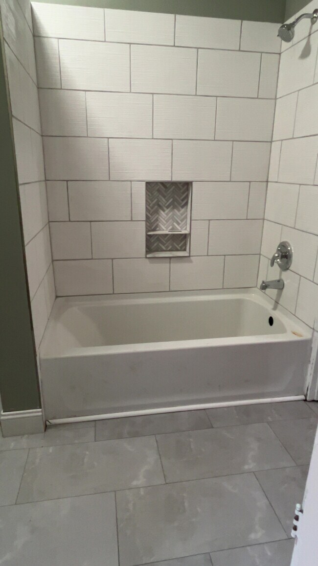 Bathroom - 3896 Reading Rd