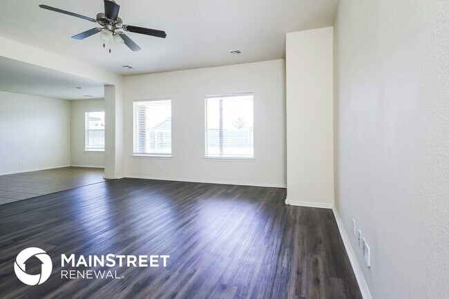 Foto del edificio - 10725 N 152nd E Ave.