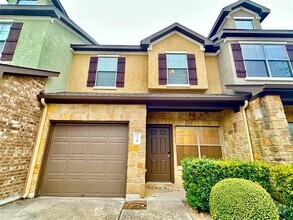 Building Photo - 1900 Little Elm Trail