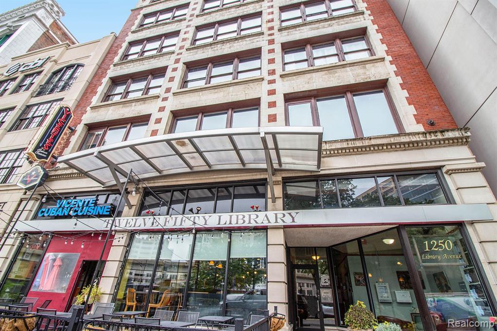 Foto principal - 1250 Library St