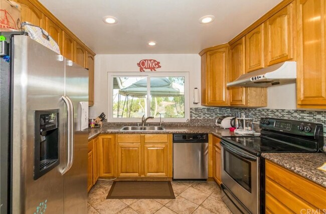 Building Photo - 16317 Sierra Ridge Way