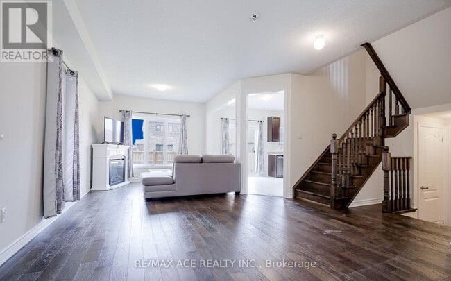 Building Photo - 18 Jardine St