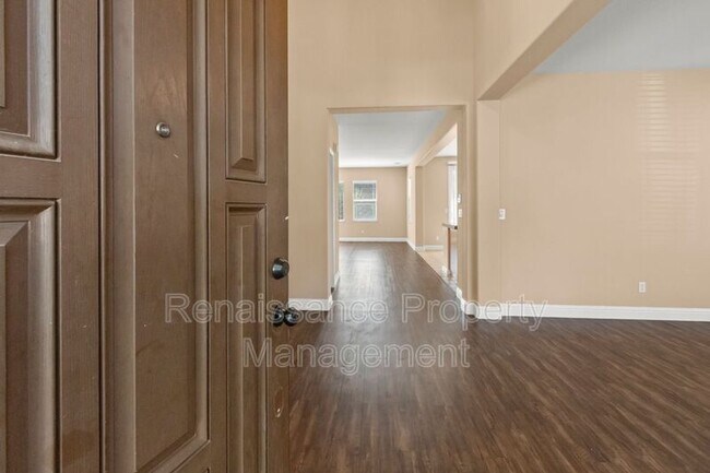 Foto del edificio - 739 Shelli St